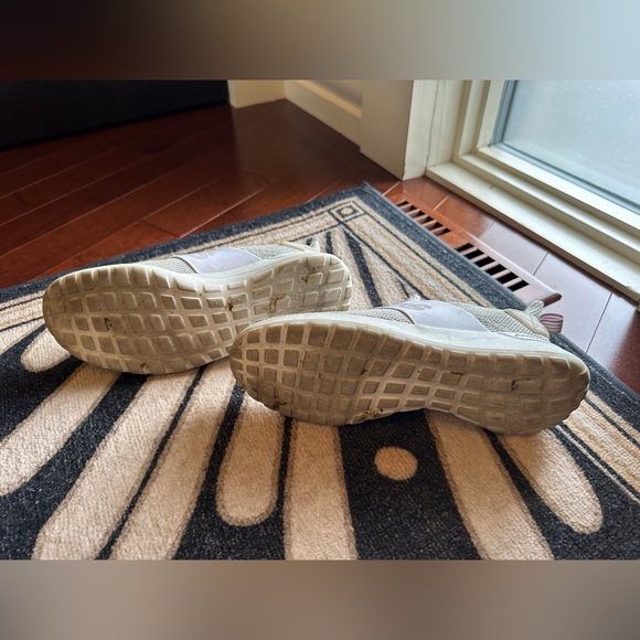 Slip on Adidas Running shoes - Picture 6 of 9